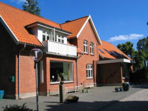 Kernehuset ved indkørslen