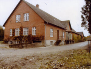 Åndernes hus, rampen.